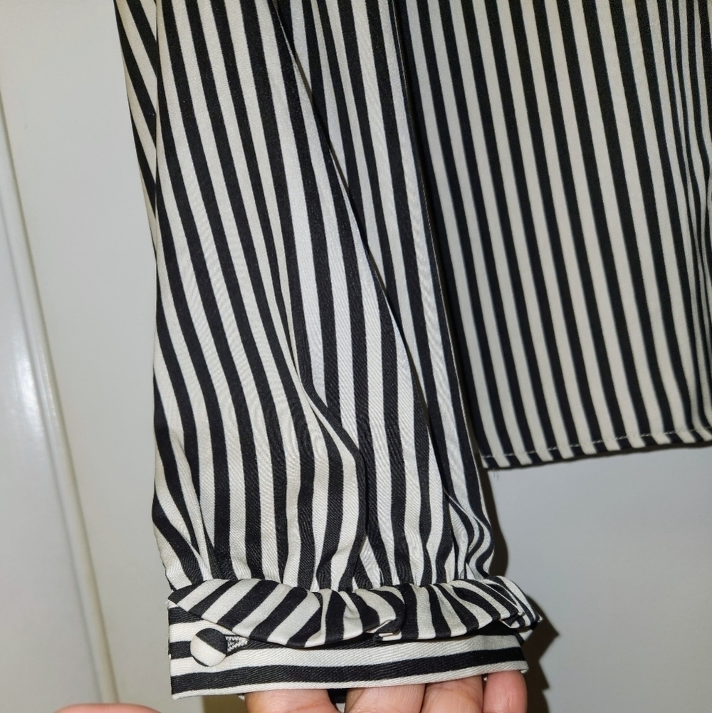 Who What Wear Striped Ruffled Victorian Mock Neck Blouse Size S - Picture 8 of 16